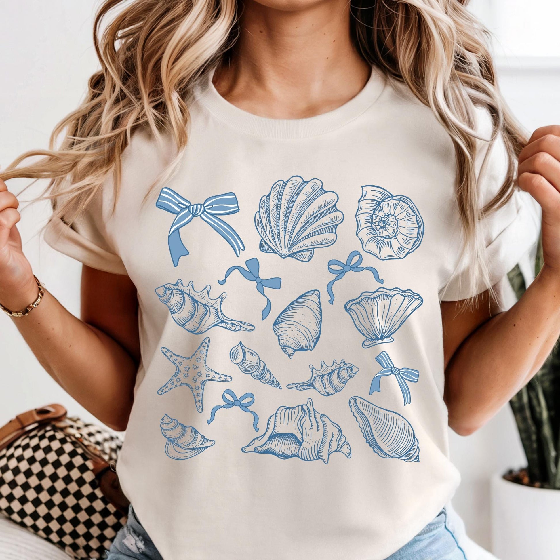 Seashell Comfort Colors T-Shirt: Retro Beach Coquette Top