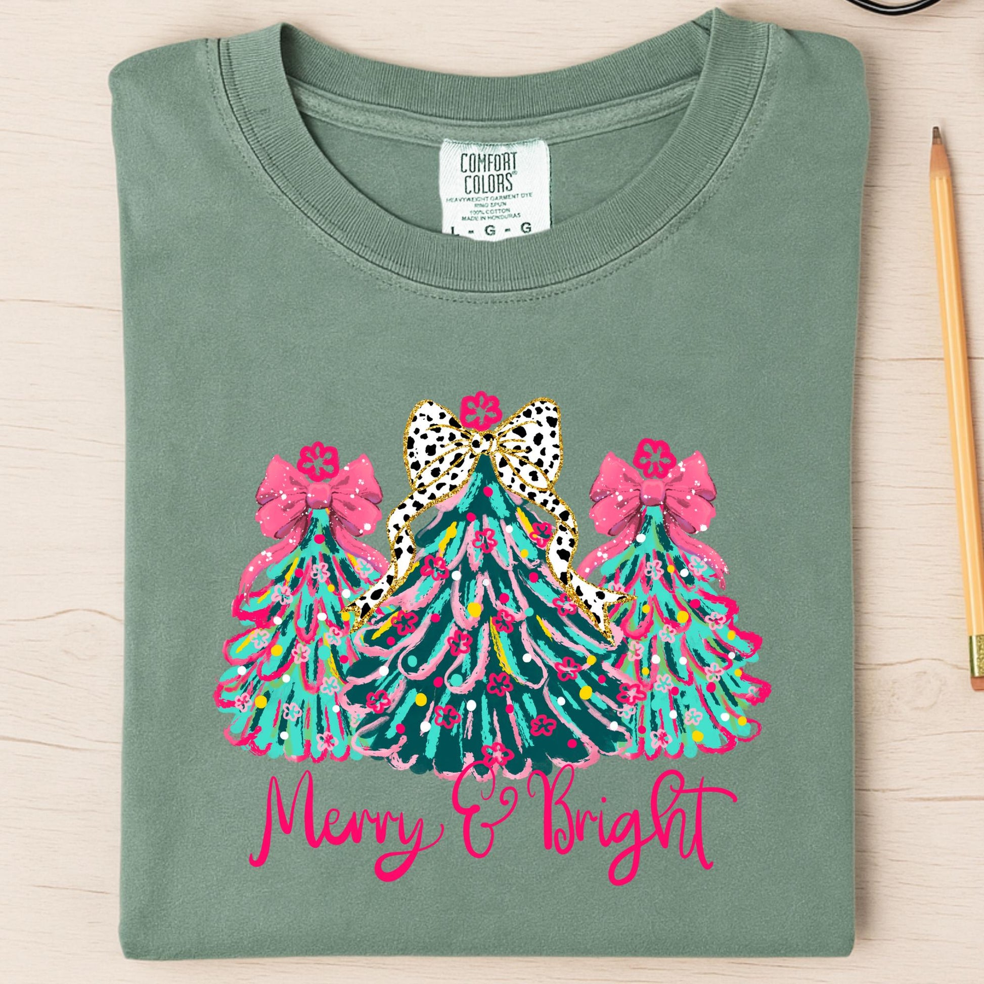 Merry & Bright Comfort Colors® Christmas Shirt, Pink Leopard Bow Christmas Tree Tee, Cute Holiday T-Shirt, Festive Graphic Tee for Women